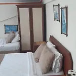 Dut Hotel